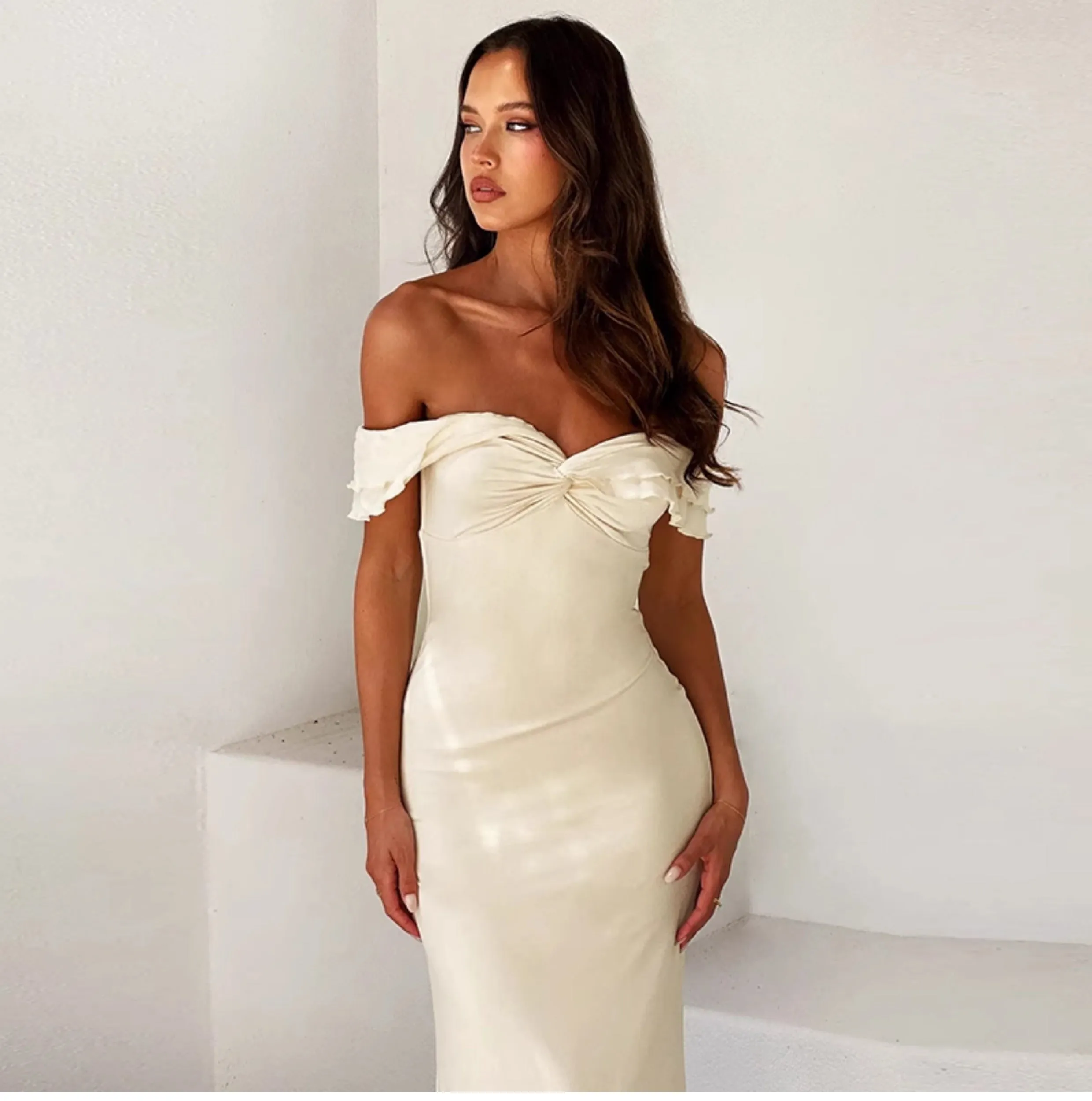 Ayleen Off Shoulder Maxi Dress