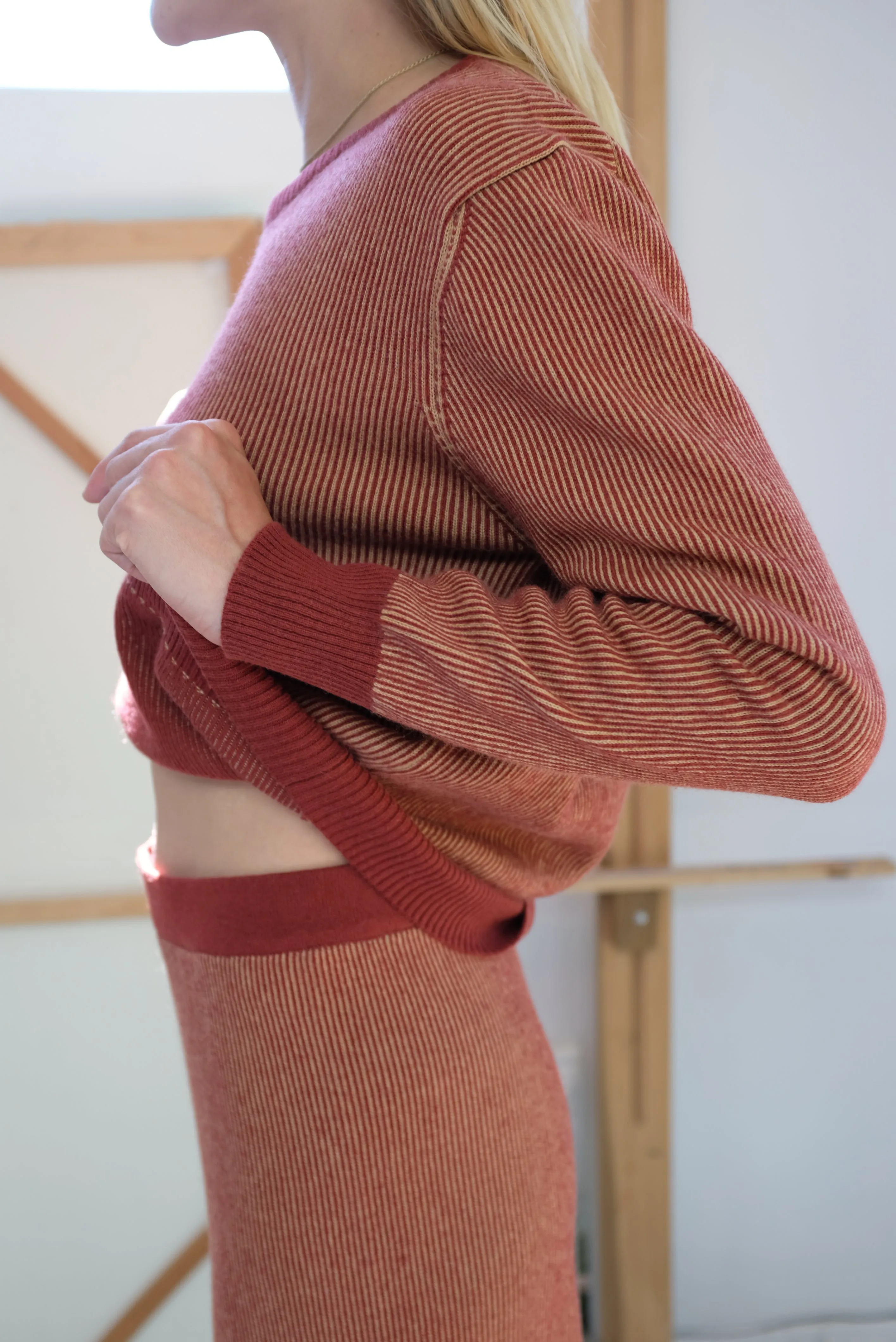 Beklina Cashmere Ribbed Crew Sweater Rust/Gold