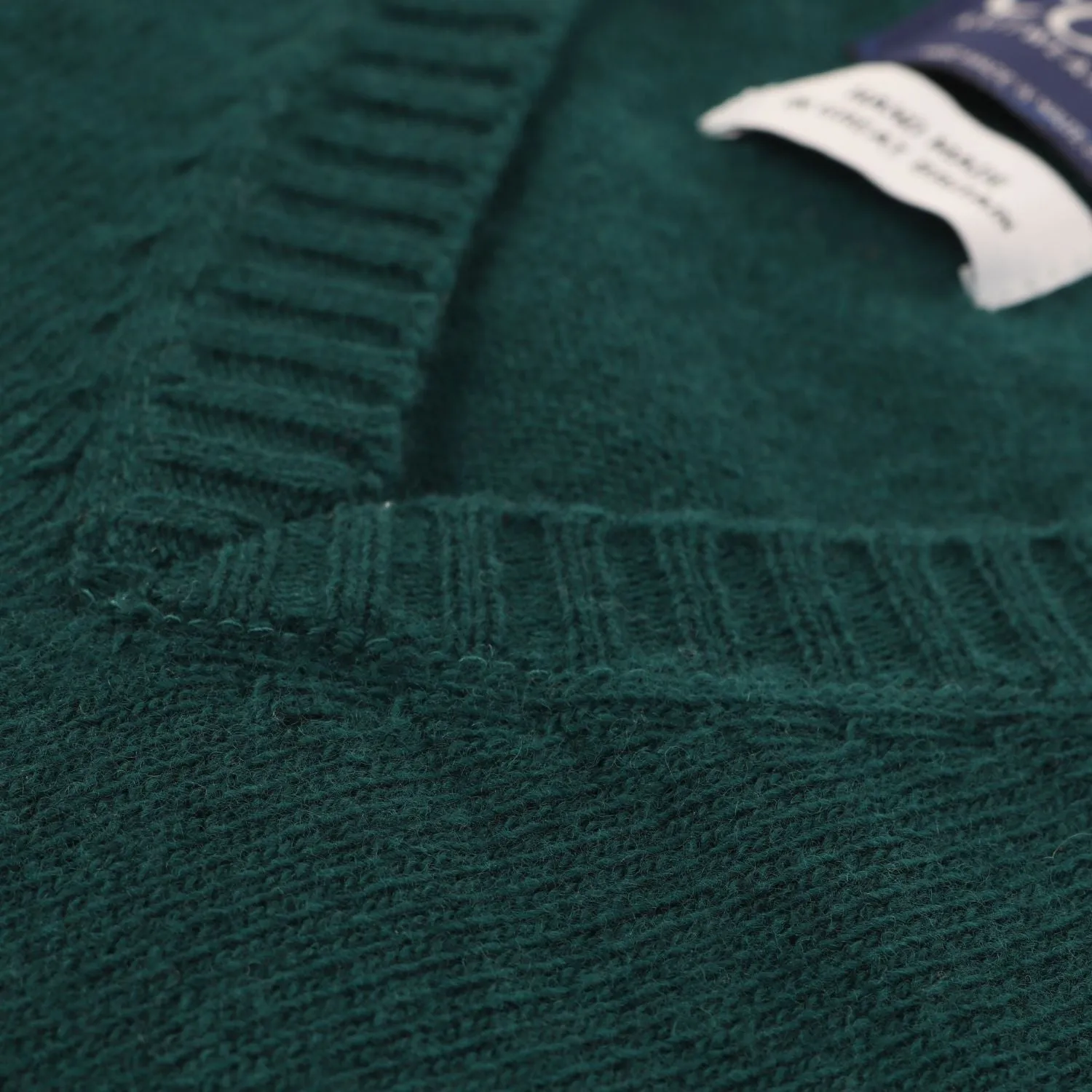 Men's Classic Vee Cashmere Sweater