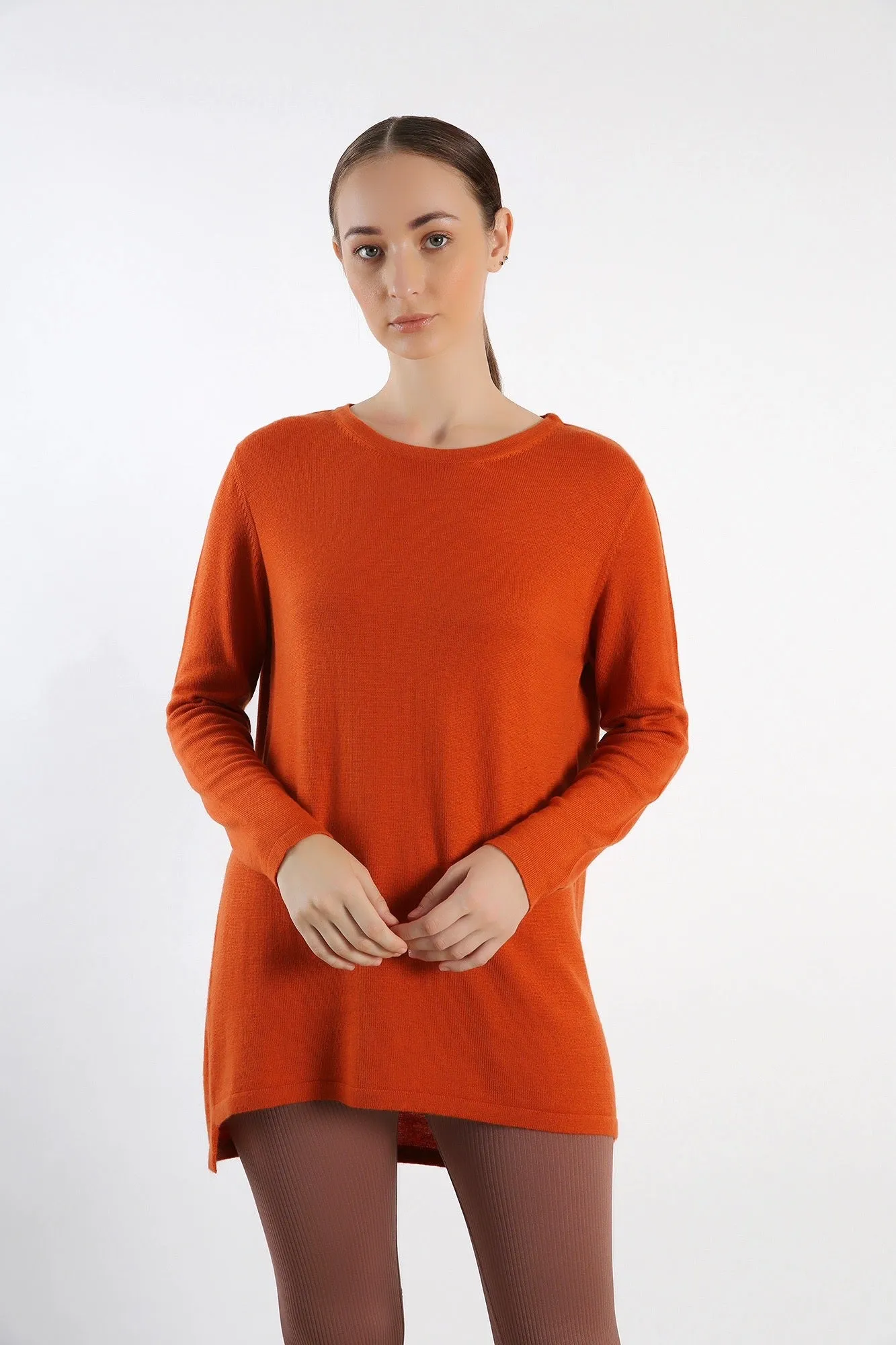 Round neck orange knitted pure Cashmere Sweater